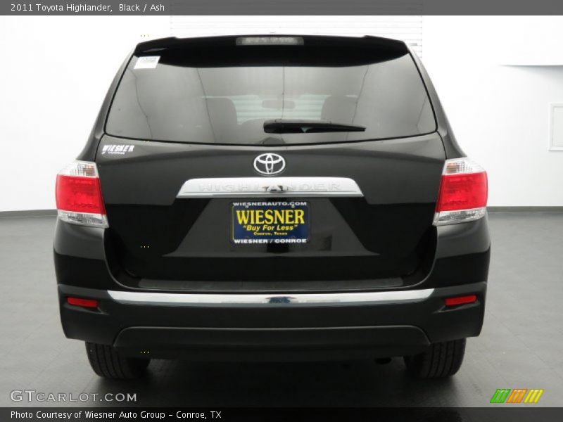 Black / Ash 2011 Toyota Highlander