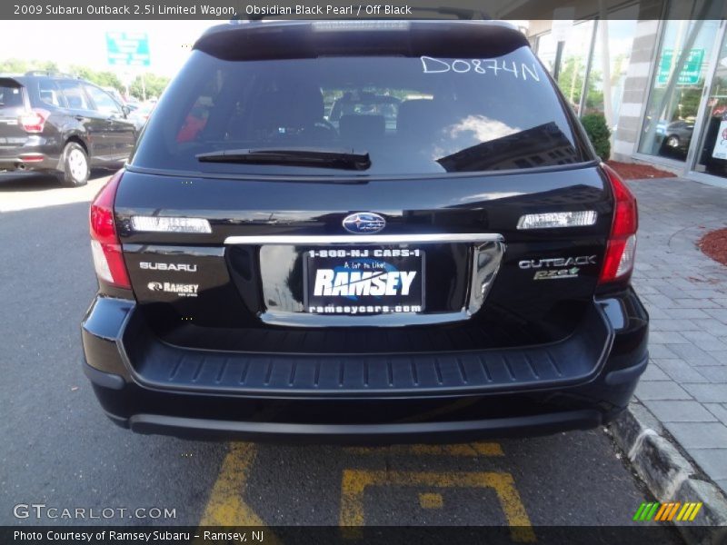 Obsidian Black Pearl / Off Black 2009 Subaru Outback 2.5i Limited Wagon