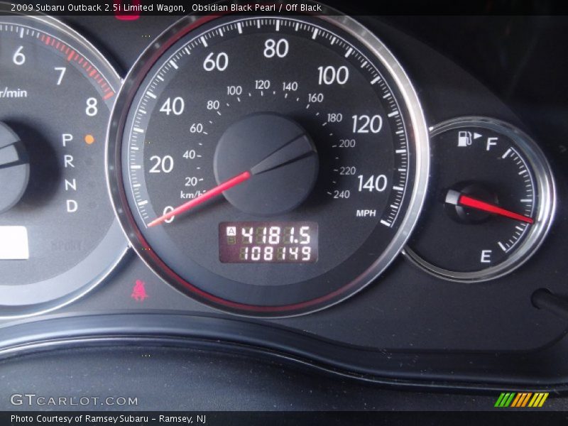 Obsidian Black Pearl / Off Black 2009 Subaru Outback 2.5i Limited Wagon