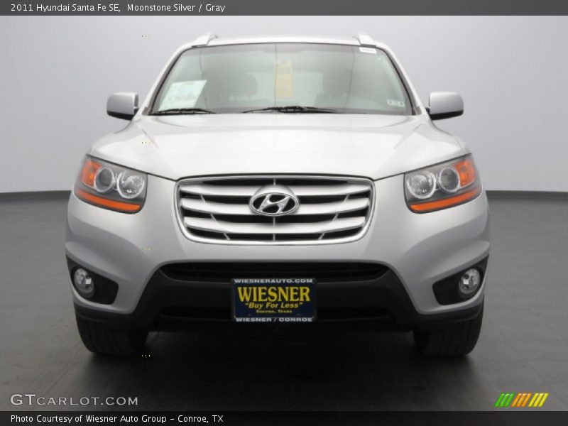 Moonstone Silver / Gray 2011 Hyundai Santa Fe SE