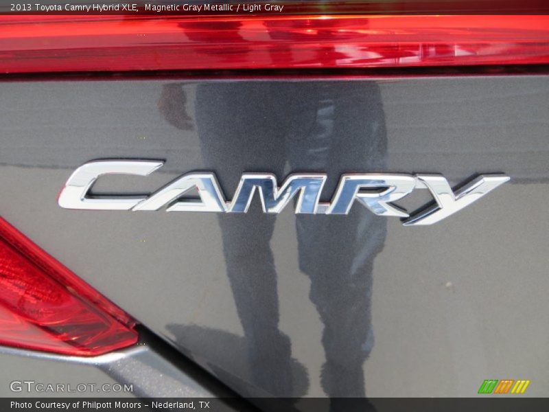 Magnetic Gray Metallic / Light Gray 2013 Toyota Camry Hybrid XLE