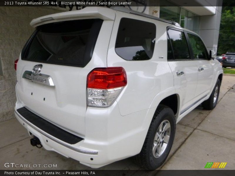 Blizzard White Pearl / Sand Beige Leather 2013 Toyota 4Runner SR5 4x4