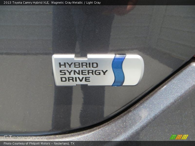 Magnetic Gray Metallic / Light Gray 2013 Toyota Camry Hybrid XLE