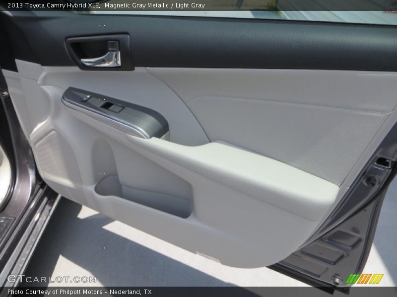 Magnetic Gray Metallic / Light Gray 2013 Toyota Camry Hybrid XLE