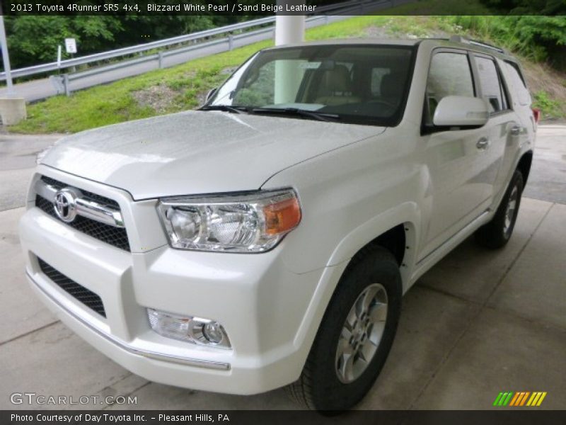 Blizzard White Pearl / Sand Beige Leather 2013 Toyota 4Runner SR5 4x4