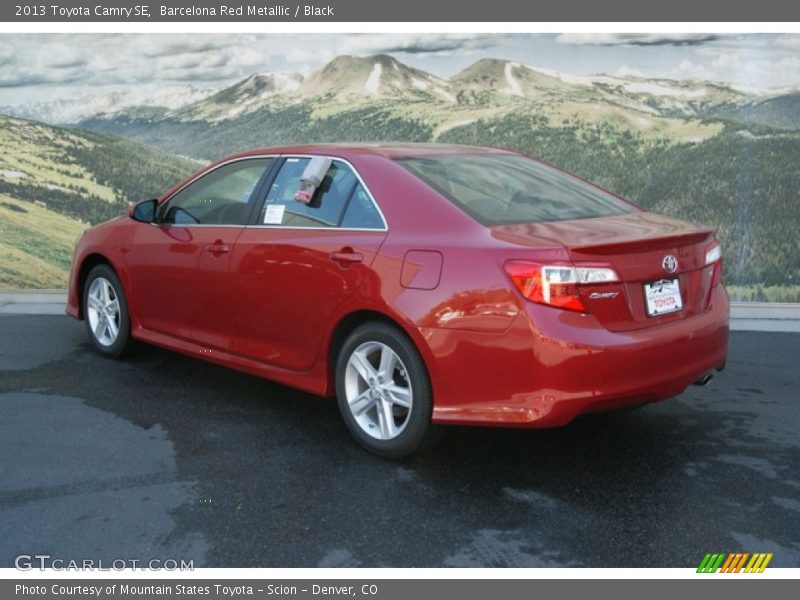 Barcelona Red Metallic / Black 2013 Toyota Camry SE