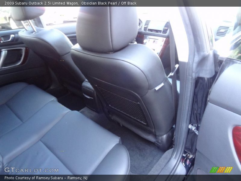 Obsidian Black Pearl / Off Black 2009 Subaru Outback 2.5i Limited Wagon