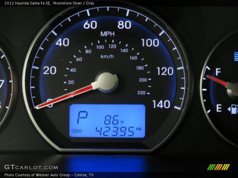 Moonstone Silver / Gray 2011 Hyundai Santa Fe SE