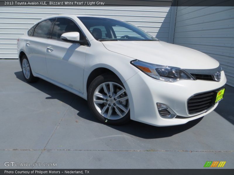 Blizzard White Pearl / Light Gray 2013 Toyota Avalon XLE