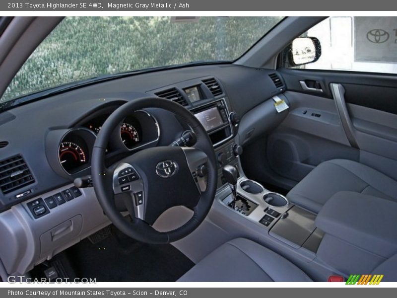 Magnetic Gray Metallic / Ash 2013 Toyota Highlander SE 4WD