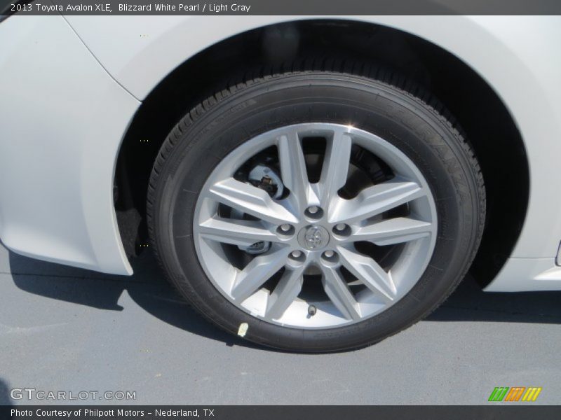 Blizzard White Pearl / Light Gray 2013 Toyota Avalon XLE