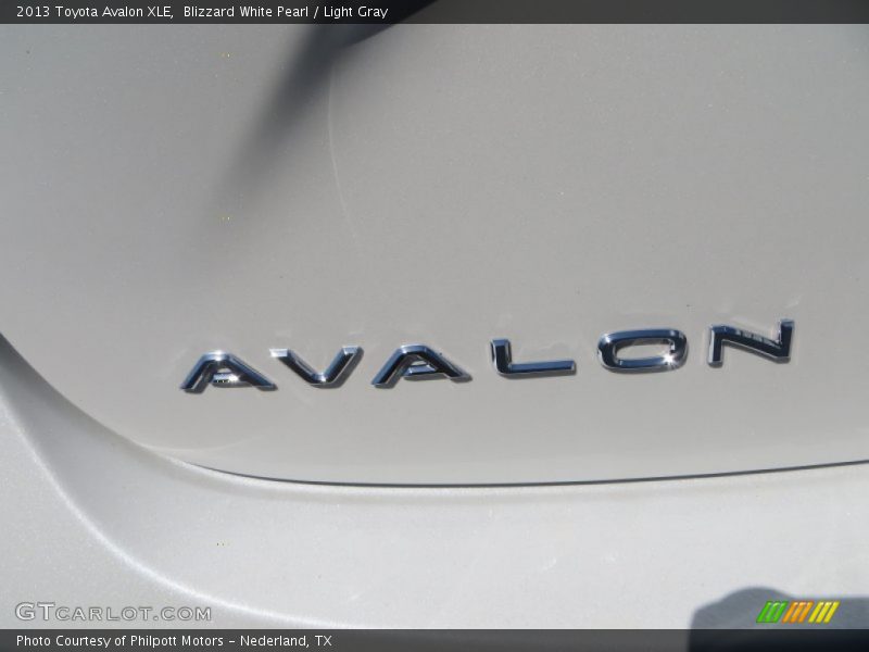 Blizzard White Pearl / Light Gray 2013 Toyota Avalon XLE