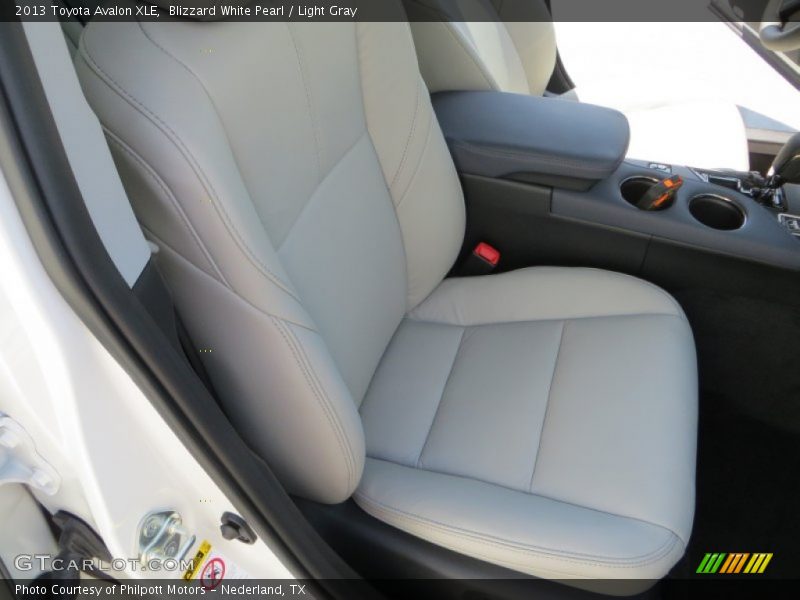 Blizzard White Pearl / Light Gray 2013 Toyota Avalon XLE