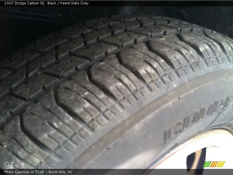 Black / Pastel Slate Gray 2007 Dodge Caliber SE