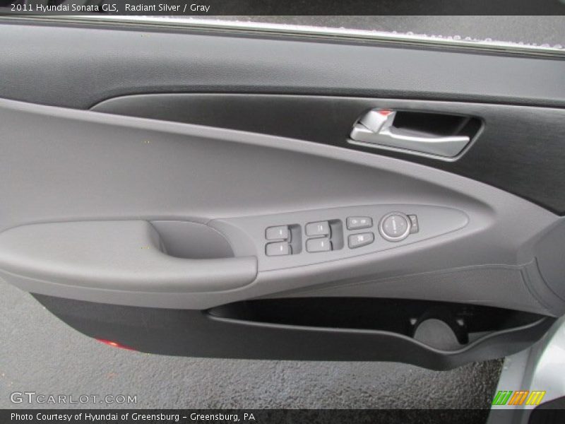 Radiant Silver / Gray 2011 Hyundai Sonata GLS