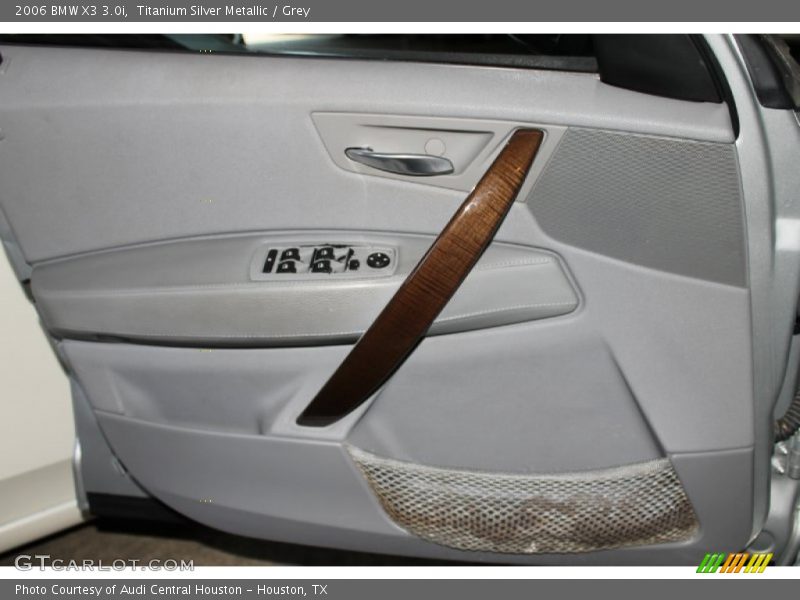 Titanium Silver Metallic / Grey 2006 BMW X3 3.0i