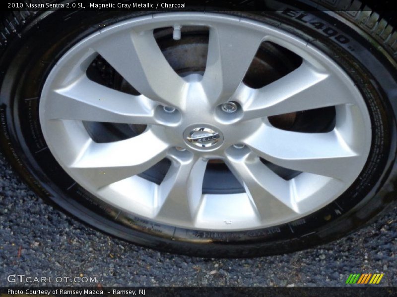 Magnetic Gray Metallic / Charcoal 2010 Nissan Sentra 2.0 SL