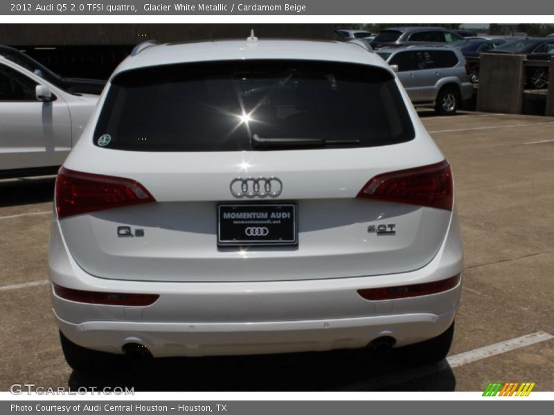 Glacier White Metallic / Cardamom Beige 2012 Audi Q5 2.0 TFSI quattro