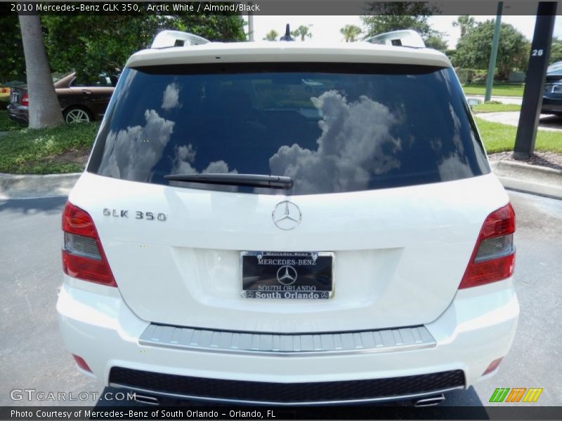 Arctic White / Almond/Black 2010 Mercedes-Benz GLK 350