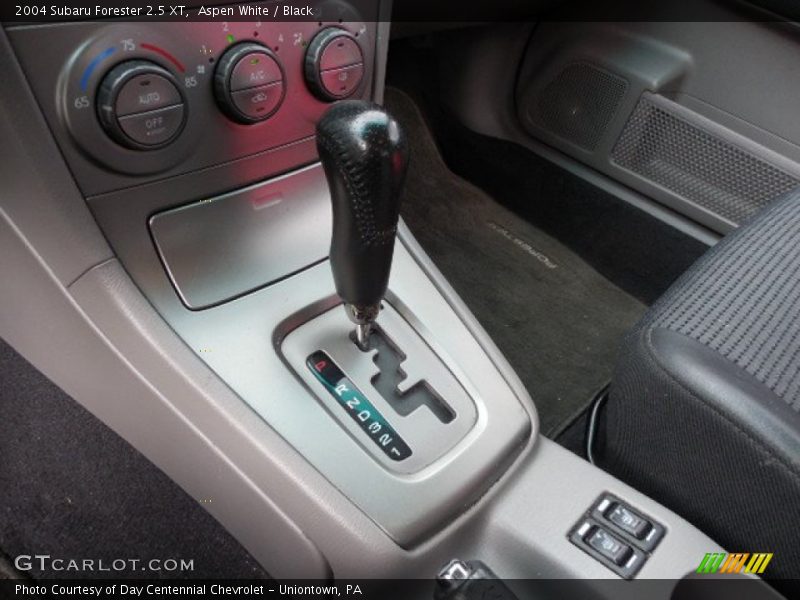 Aspen White / Black 2004 Subaru Forester 2.5 XT