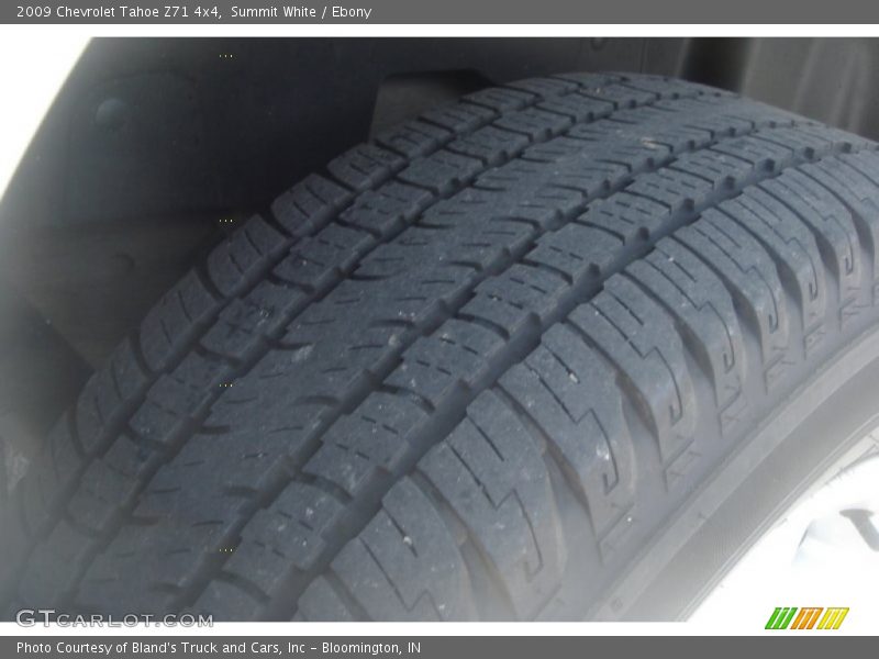 Summit White / Ebony 2009 Chevrolet Tahoe Z71 4x4