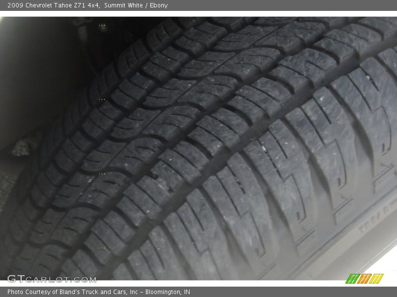Summit White / Ebony 2009 Chevrolet Tahoe Z71 4x4