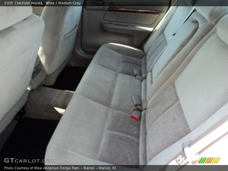 White / Medium Gray 2005 Chevrolet Impala