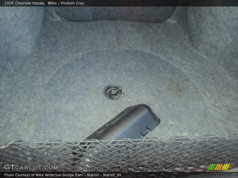 White / Medium Gray 2005 Chevrolet Impala