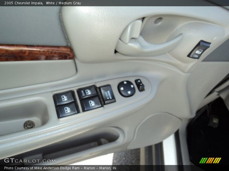 White / Medium Gray 2005 Chevrolet Impala
