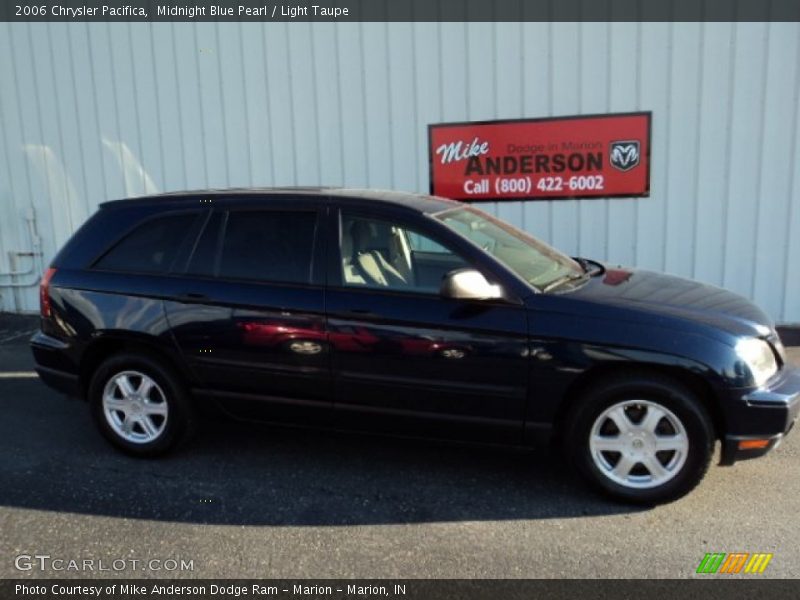 Midnight Blue Pearl / Light Taupe 2006 Chrysler Pacifica
