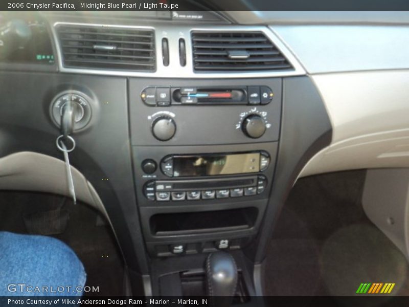 Midnight Blue Pearl / Light Taupe 2006 Chrysler Pacifica