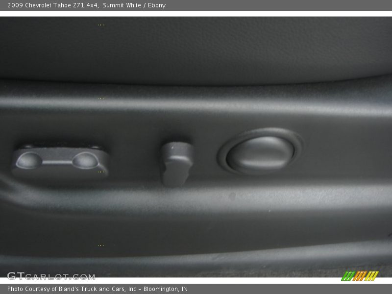 Summit White / Ebony 2009 Chevrolet Tahoe Z71 4x4