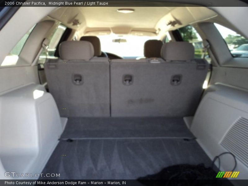 Midnight Blue Pearl / Light Taupe 2006 Chrysler Pacifica