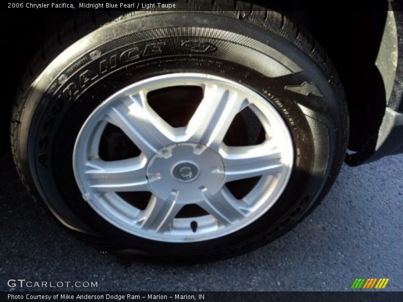 Midnight Blue Pearl / Light Taupe 2006 Chrysler Pacifica