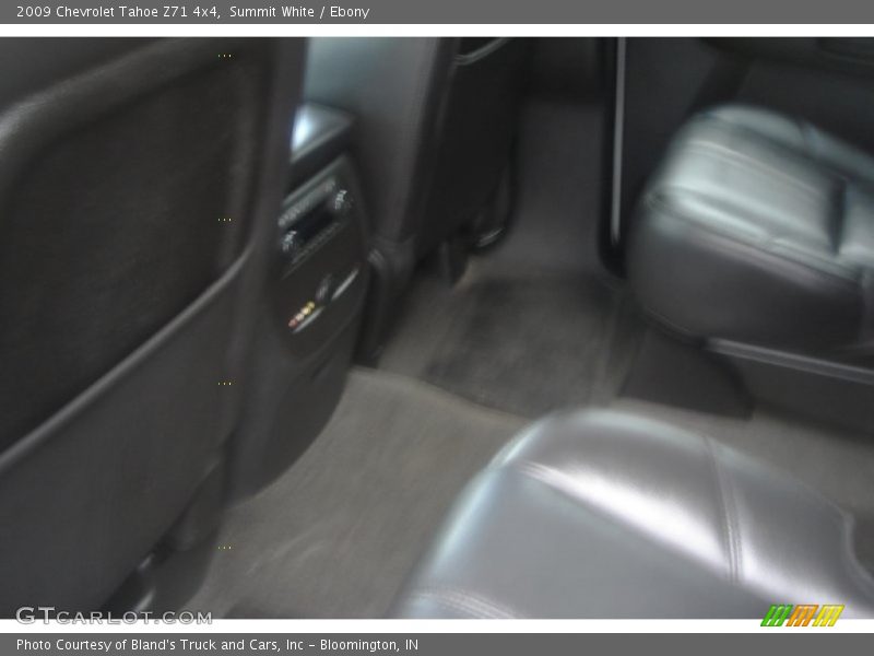 Summit White / Ebony 2009 Chevrolet Tahoe Z71 4x4