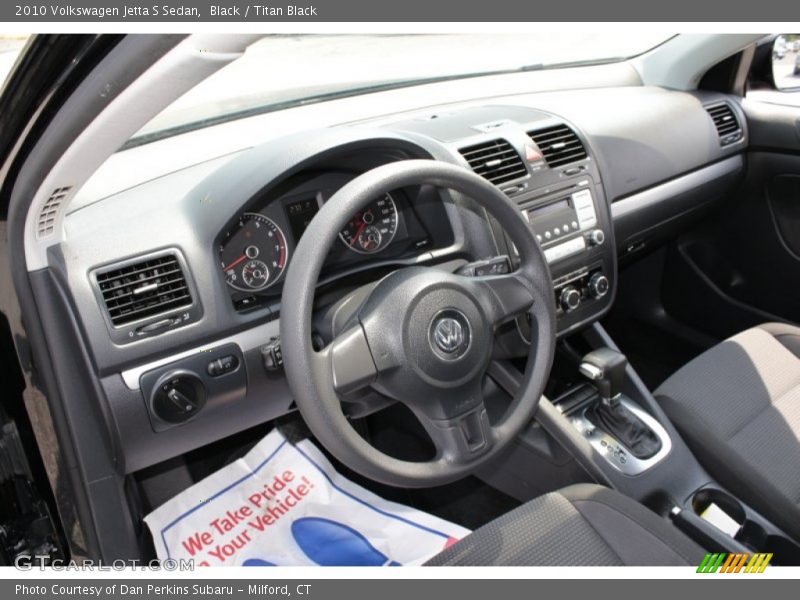 Black / Titan Black 2010 Volkswagen Jetta S Sedan