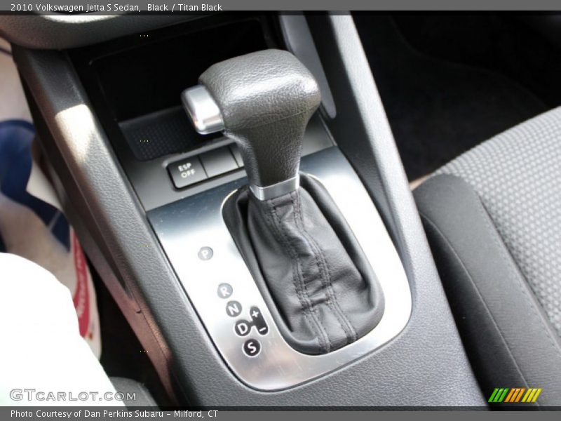 Black / Titan Black 2010 Volkswagen Jetta S Sedan