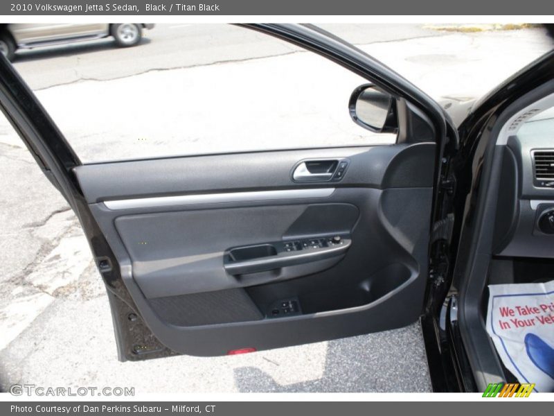 Black / Titan Black 2010 Volkswagen Jetta S Sedan
