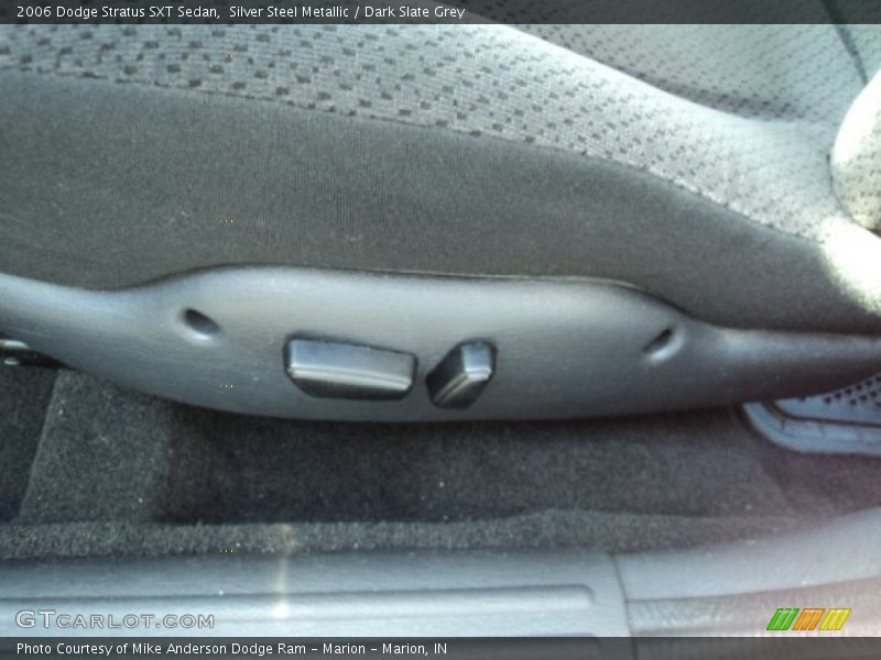Silver Steel Metallic / Dark Slate Grey 2006 Dodge Stratus SXT Sedan