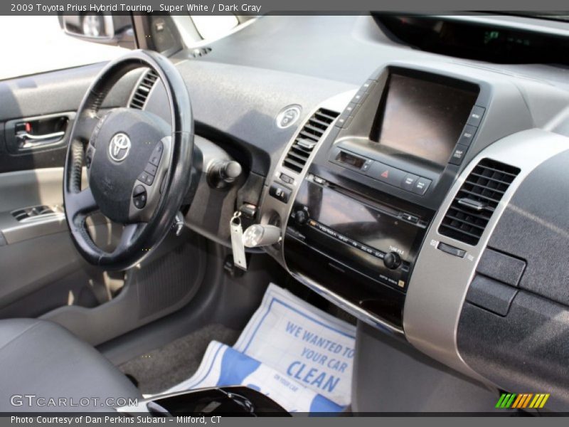 Super White / Dark Gray 2009 Toyota Prius Hybrid Touring