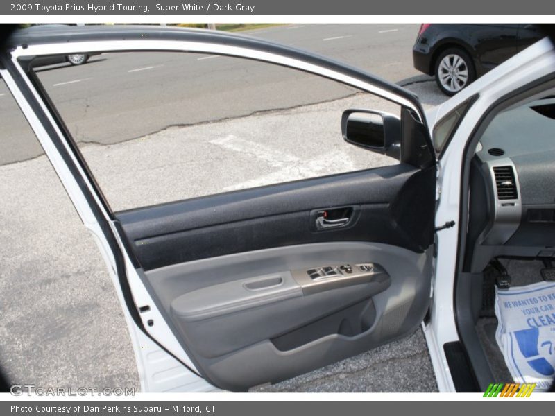 Super White / Dark Gray 2009 Toyota Prius Hybrid Touring