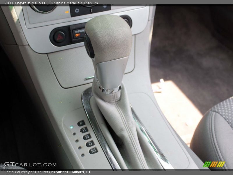 Silver Ice Metallic / Titanium 2011 Chevrolet Malibu LS
