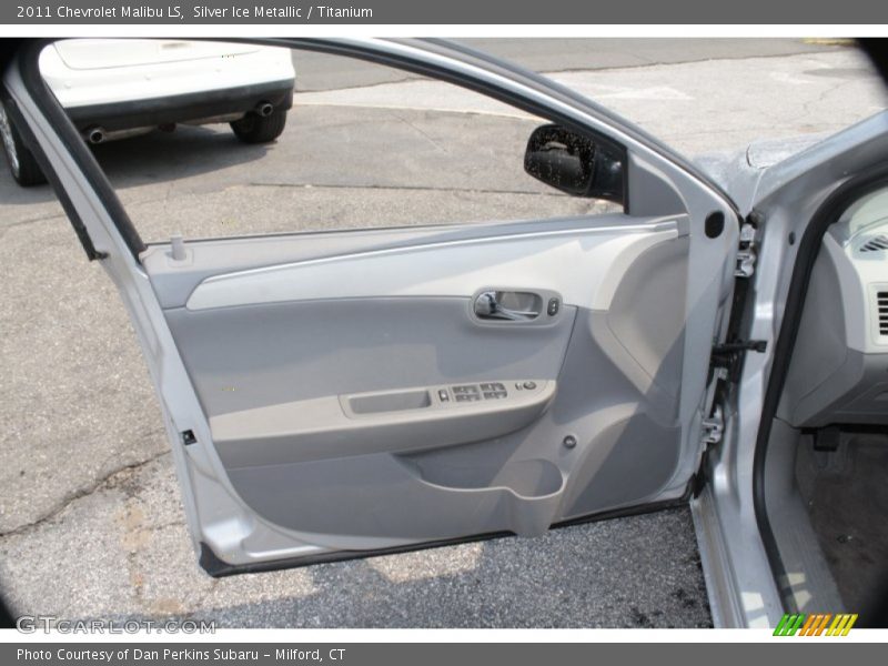 Silver Ice Metallic / Titanium 2011 Chevrolet Malibu LS