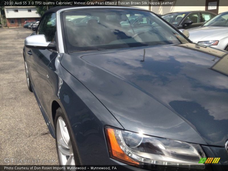 Meteor Gray Pearl Effect / Tuscan Brown Silk Nappa Leather 2010 Audi S5 3.0 TFSI quattro Cabriolet