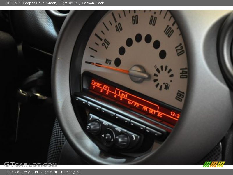 Light White / Carbon Black 2012 Mini Cooper Countryman
