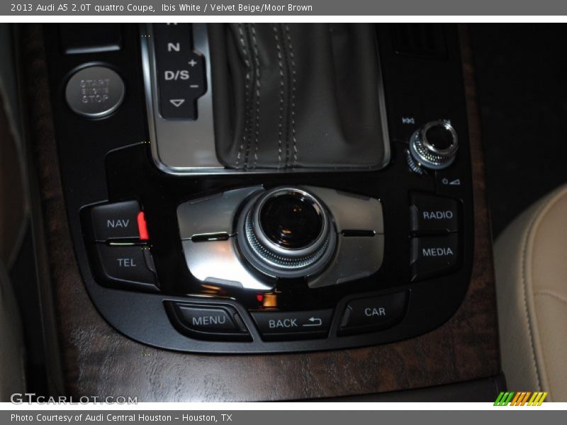 Ibis White / Velvet Beige/Moor Brown 2013 Audi A5 2.0T quattro Coupe