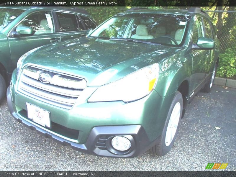 Cypress Green Pearl / Ivory 2014 Subaru Outback 2.5i Premium