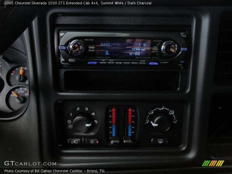 Summit White / Dark Charcoal 2005 Chevrolet Silverado 1500 Z71 Extended Cab 4x4