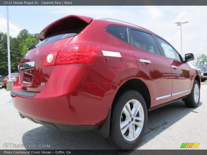 Cayenne Red / Black 2013 Nissan Rogue SV