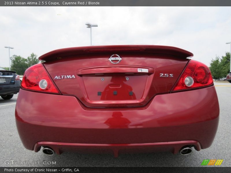  2013 Altima 2.5 S Coupe Cayenne Red